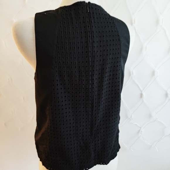 Theory Shift Top / Zip Up Back / Hollow / Black / Fits Medium - Picture 3 of 5